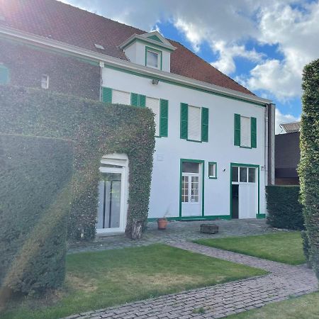 B&B The White House Wielsbeke ภายนอก รูปภาพ