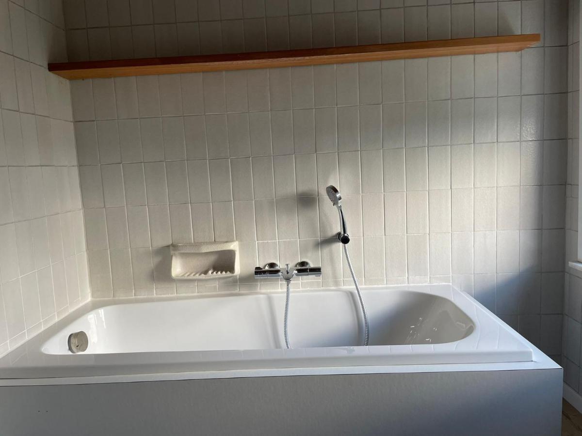 B&B The White House Wielsbeke ภายนอก รูปภาพ