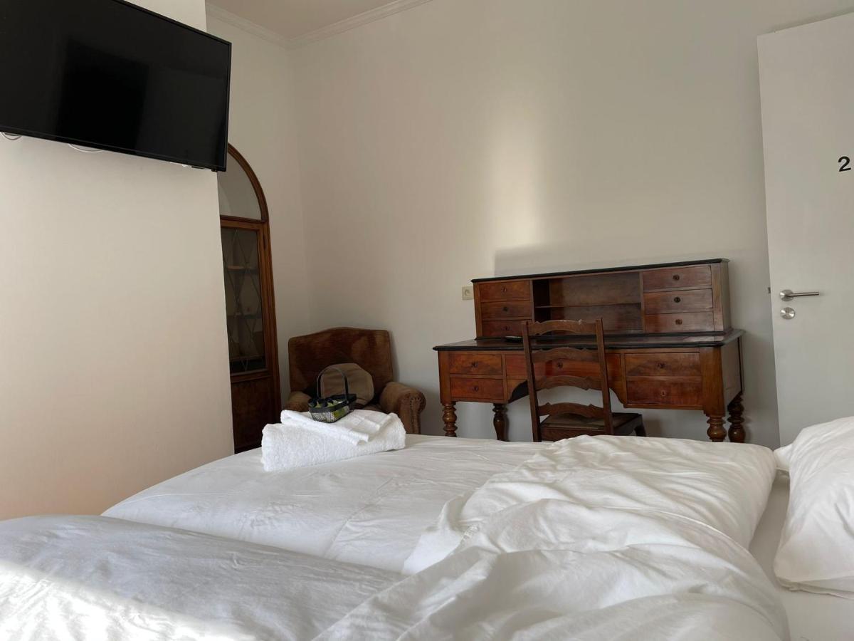 B&B The White House Wielsbeke ภายนอก รูปภาพ